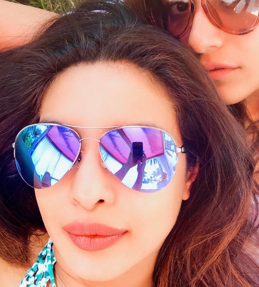 priyanka chopra sunglasses